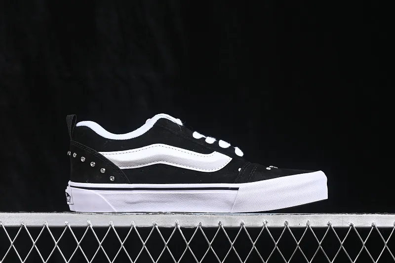 All categories Vans Vans series Vans Low Vans Knu Skool Vans low-top casual skateboard shoes VN0009QC65BT1